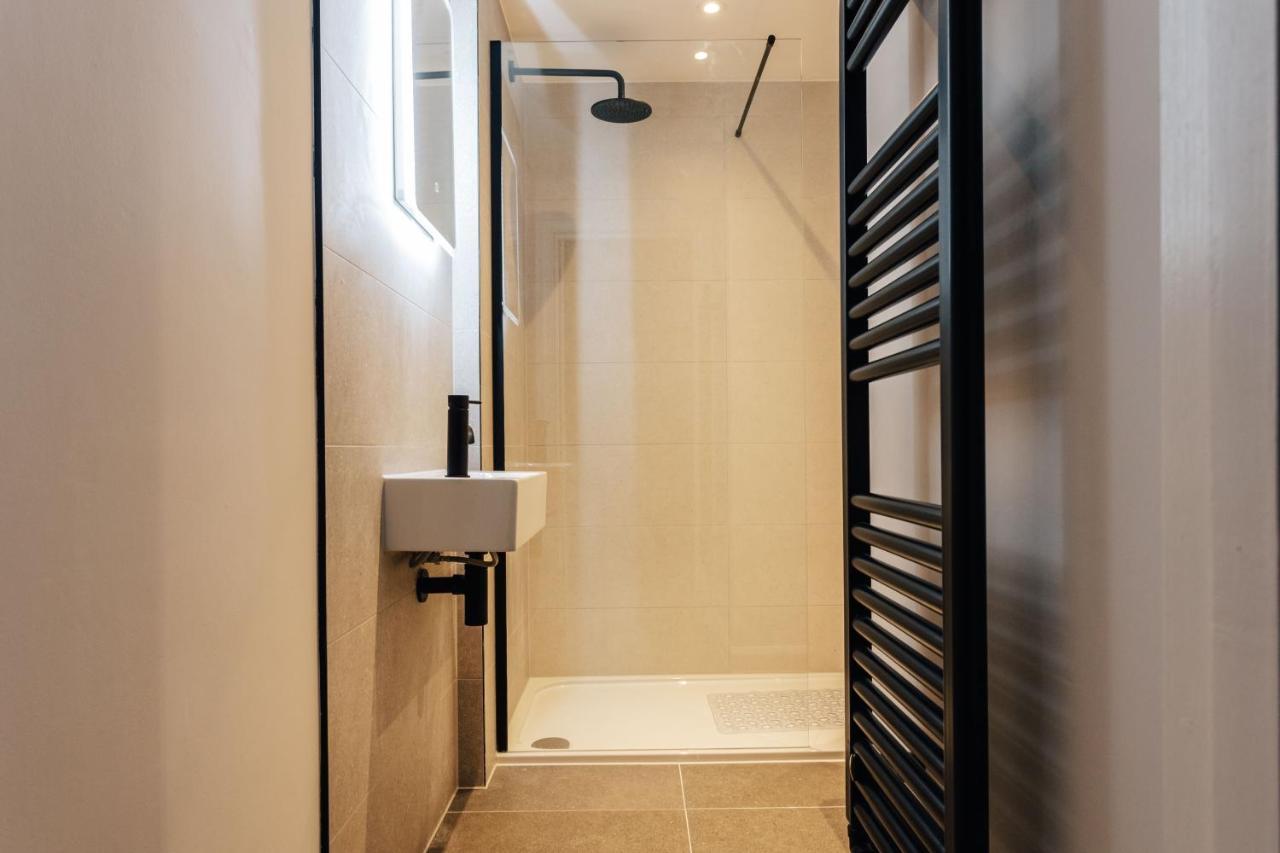 Premier Refurbished Central Flat Борнмът Екстериор снимка