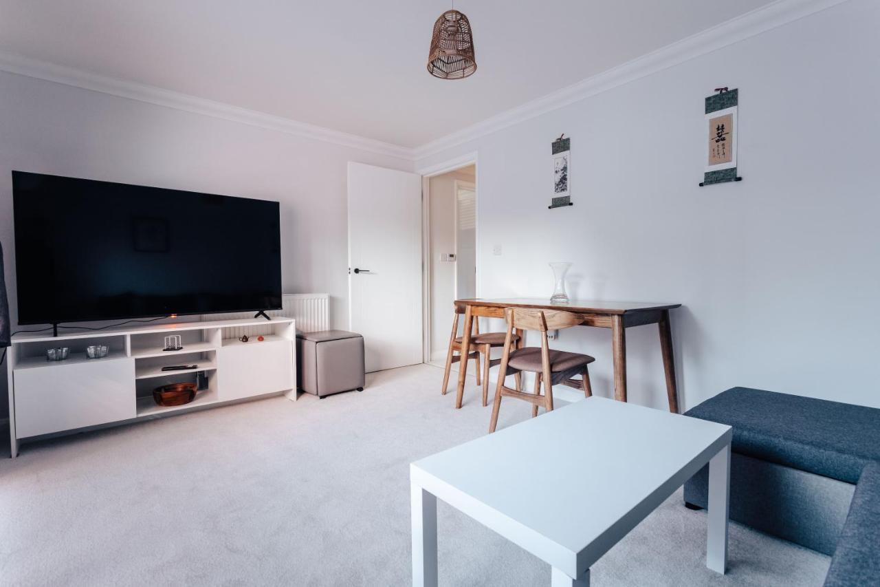 Premier Refurbished Central Flat Борнмът Екстериор снимка